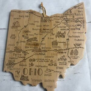 Ohio Cleveland Local Interest State Shaped Bamboo Cutting Serving Board NWT